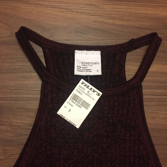 Two Tops - Picture 2 of 3